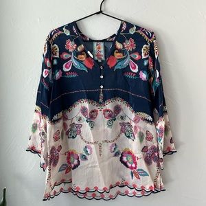 💙JOHNNY WAS FLORAL SCALLOP TUNIC BLOUSE M